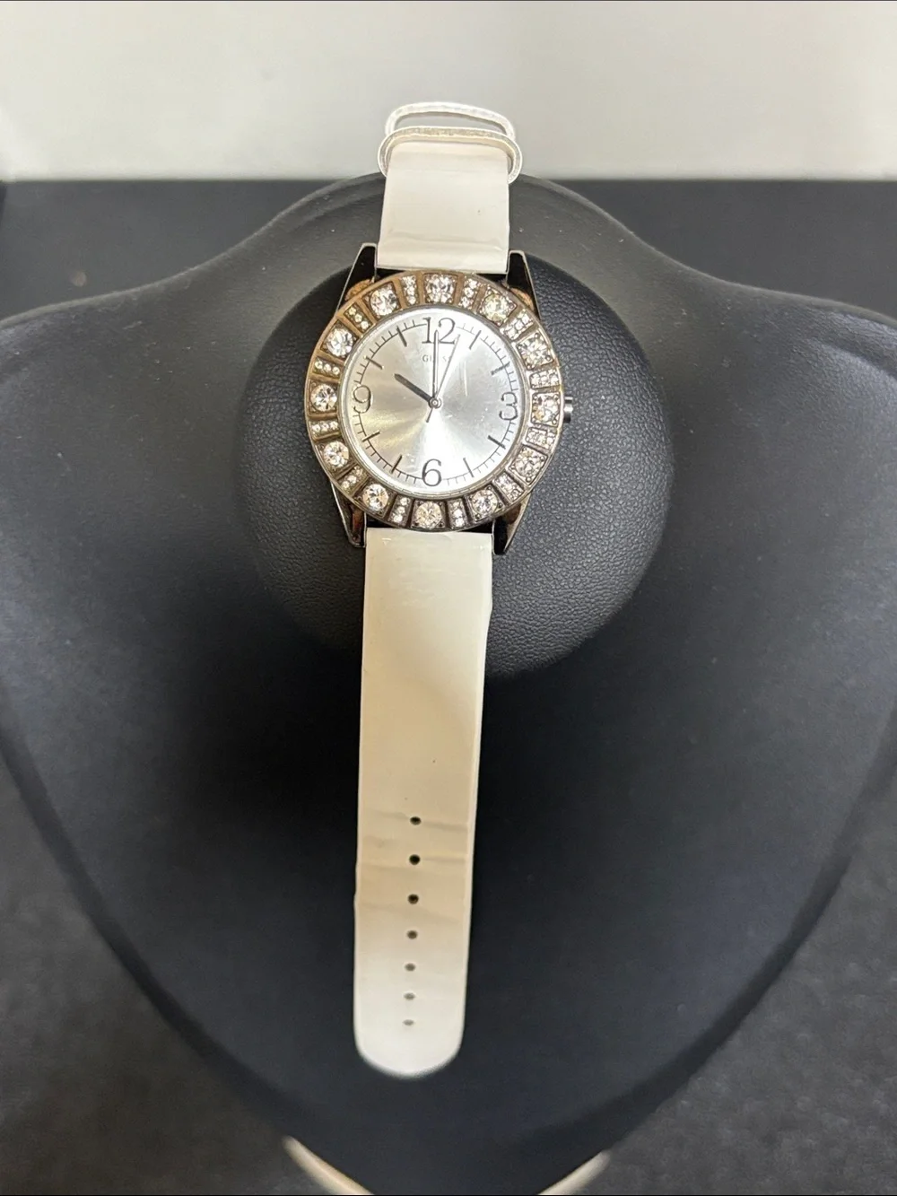 Guess Y2K Crystal-Trim Silver Dial Working Watch White Leather Strap Retro